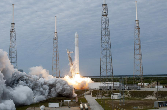 Guests Can Enjoy Best Public Viewing of SpaceX Rocket Launch on Feb. 8 at Kennedy Space Center Visitor Complex